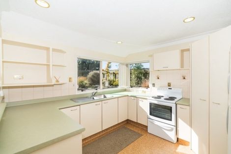 Photo of property in 8 Shakespeare Way, Kelvin Grove, Palmerston North, 4414