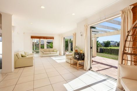 Photo of property in 58 Santa Barbara Drive, Papamoa Beach, Papamoa, 3118