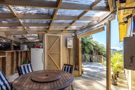 Photo of property in 35 Miro Road, Palm Beach, Waiheke Island, 1081