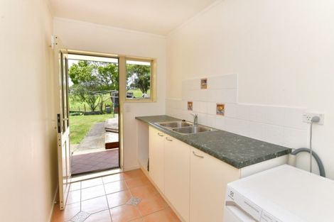 Photo of property in 105 Peak Road, Kaukapakapa, Helensville, 0875