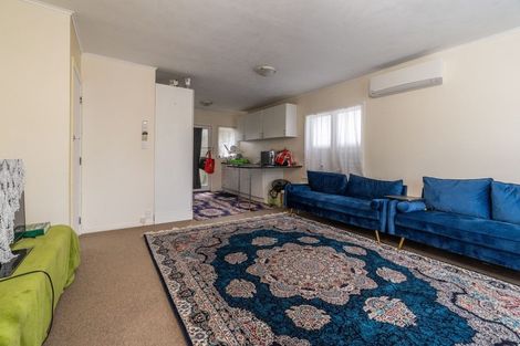 Photo of property in 1/99 Ireland Road, Mount Wellington, Auckland, 1060