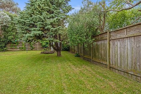 Photo of property in 4/32 Wicklow Road, Narrow Neck, Auckland, 0622