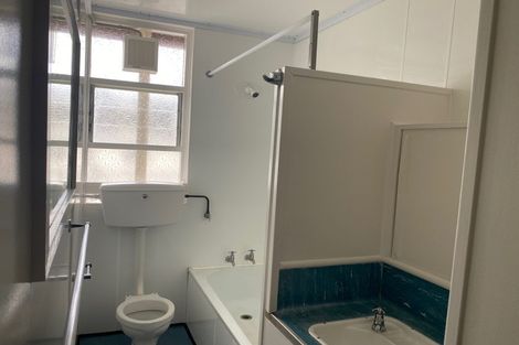 Photo of property in 9 Esplanade Road, Mount Eden, Auckland, 1024