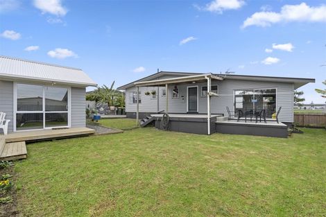 Photo of property in 6 Chisholm Place, Mangere East, Auckland, 2024