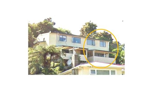 Photo of property in 35 Olivia Crescent, Tawa, Wellington, 5028