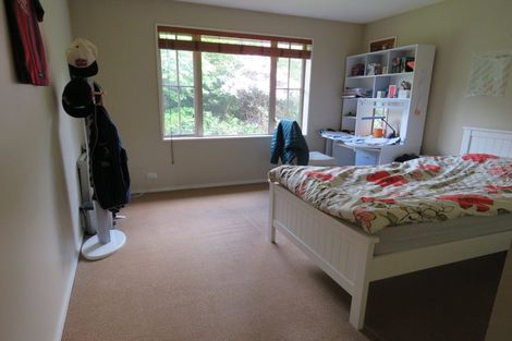 Photo of property in 23 Huntingdon Place, Avonhead, Christchurch, 8042