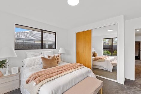 Photo of property in 1/14 Innisfree Place, Northwood, Christchurch, 8051