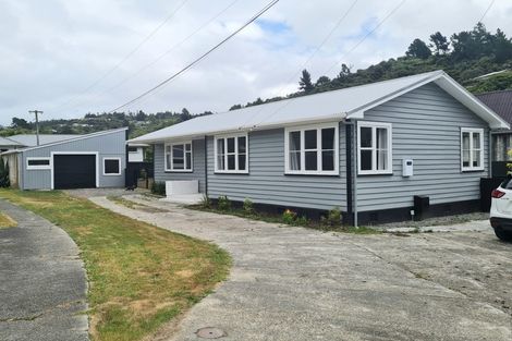 Photo of property in 11 Richard Grove, Stokes Valley, Lower Hutt, 5019