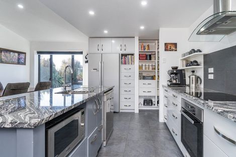 Photo of property in 16 Matukituki Crescent, Twizel, 7901