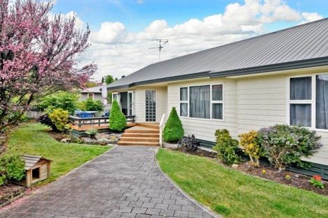Photo of property in 33c Lake Crescent, Hamilton Lake, Hamilton, 3204