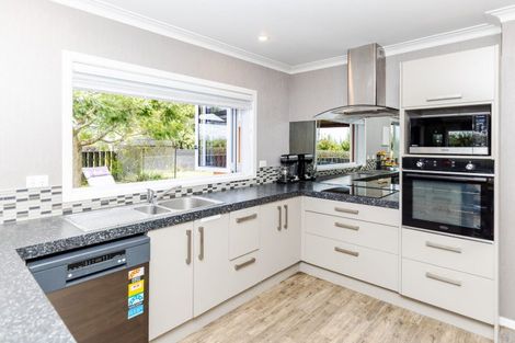 Photo of property in 12 Raynes Road, Rukuhia, Hamilton, 3282