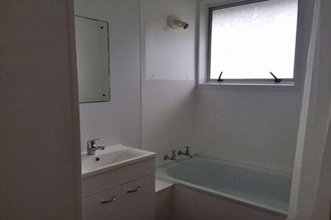 Photo of property in 10/90 Kenderdine Road, Papatoetoe, Auckland, 2025