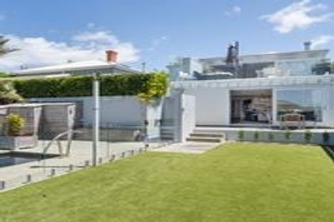 Photo of property in 258 Jervois Road, Herne Bay, Auckland, 1011