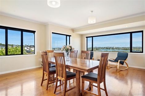 Photo of property in 21 Bayview Park Lane, Orewa, 0931