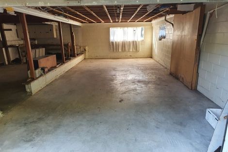 Photo of property in 33a Woodglen Road, Glen Eden, Auckland, 0602