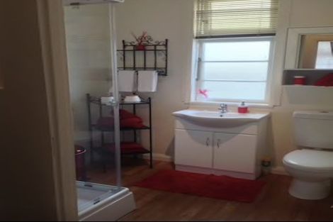 Photo of property in 11-19 Wellington Street, Picton, 7220