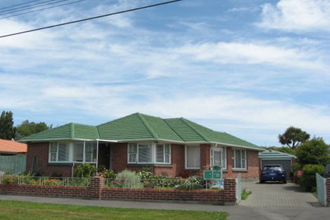 Photo of property in 5 Emlyn Place, Avondale, Christchurch, 8061