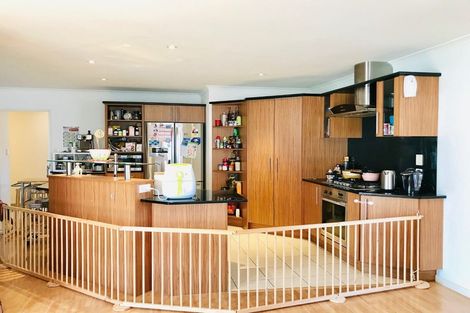 Photo of property in 7 Banshire Close, Flat Bush, Auckland, 2016