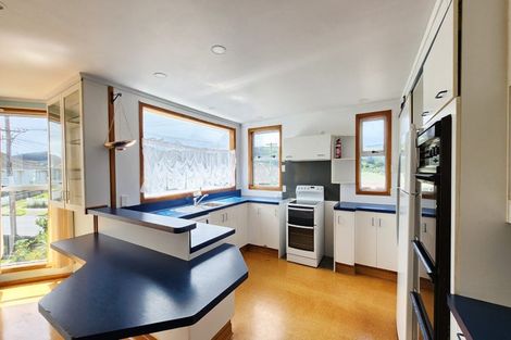 Photo of property in 35 Turkington Street, Tawa, Wellington, 5028