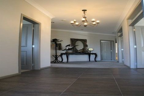 Photo of property in 5 Inverness Drive, Pyes Pa, Tauranga, 3112