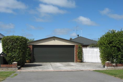 Photo of property in 12 Buckleys Road, Rangiora, 7400