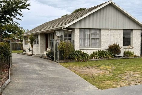 Photo of property in 461 Mairehau Road, Parklands, Christchurch, 8083