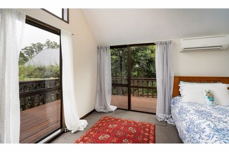 Photo of property in 7 Shalamar Drive, Cashmere, Christchurch, 8022