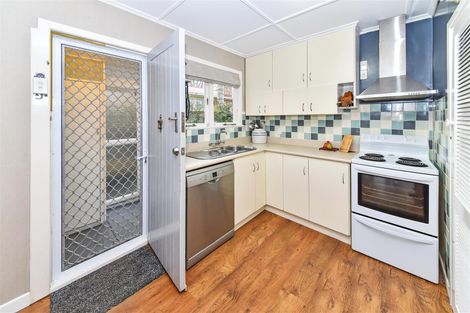 Photo of property in 1/31 Blanes Road, Weymouth, Auckland, 2103