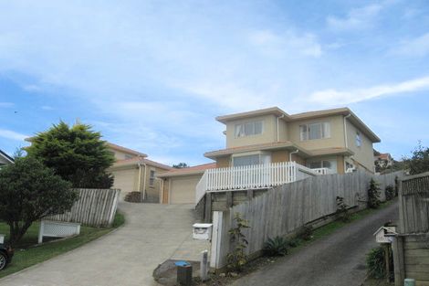 Photo of property in 1/12 Veagh Place, Highland Park, Auckland, 2010