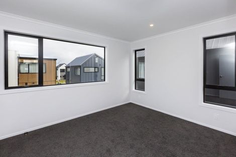 Photo of property in 10 Don Money Street, Wallaceville, Upper Hutt, 5018