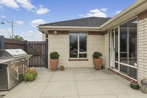 Photo of property in 1 Aylesbury Court, Rototuna North, Hamilton, 3210