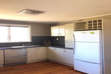Photo of property in 65 Bond Crescent, Forrest Hill, Auckland, 0620