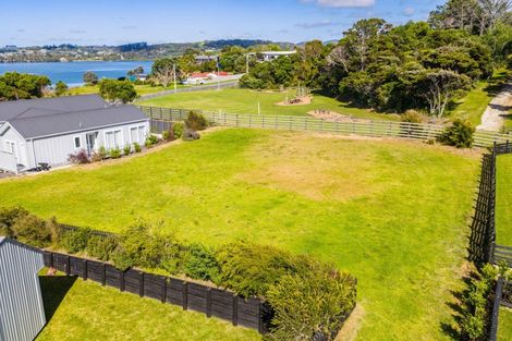 Photo of property in 135 Estuary Drive, Mangawhai Heads, Mangawhai, 0505
