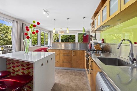 Photo of property in 21 Ngaio Gorge Road, Ngaio, Wellington, 6035