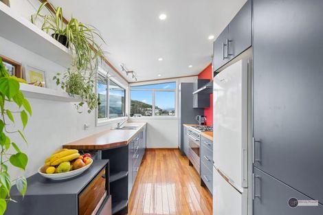 Photo of property in 92b Dowse Drive, Maungaraki, Lower Hutt, 5010