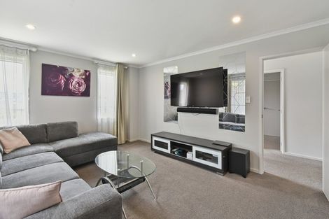 Photo of property in 12 Kilbryde Crescent, Pokeno, 2402