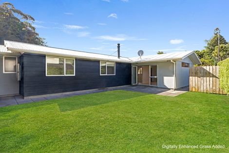 Photo of property in 9 Ambury Place, Merrilands, New Plymouth, 4312