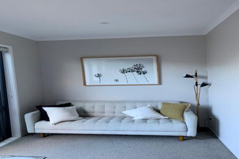 Photo of property in 71 Te Oneroa Way, Long Bay, Auckland, 0630