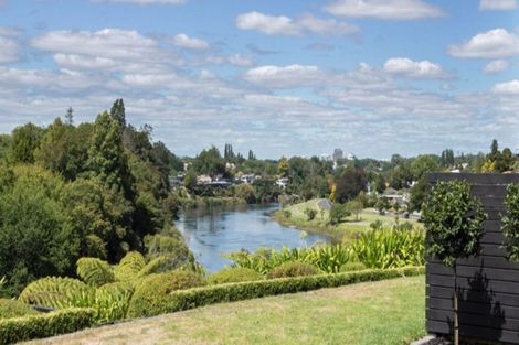 Photo of property in 16 Minchin Crescent, St Andrews, Hamilton, 3200