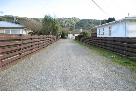 Photo of property in 34 Peel Place, Wainuiomata, Lower Hutt, 5014