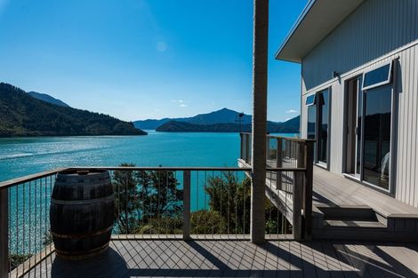 Photo of property in 350b Moetapu Bay Road, Moetapu Bay, Picton, 7282