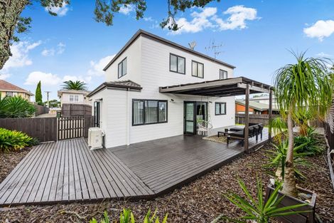 Photo of property in 2/102 Forrest Hill Road, Forrest Hill, Auckland, 0620