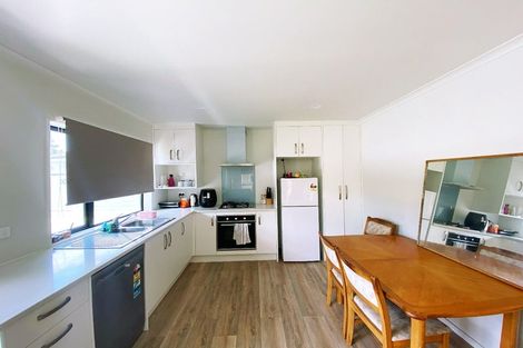 Photo of property in 16 Seamer Place, St Andrews, Hamilton, 3200