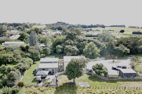 Photo of property in 19 Rathbone Street, Waipawa, 4210