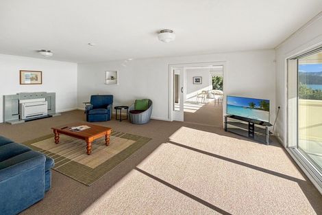 Photo of property in 9 Bayview Road, Charteris Bay, Lyttelton, 8971