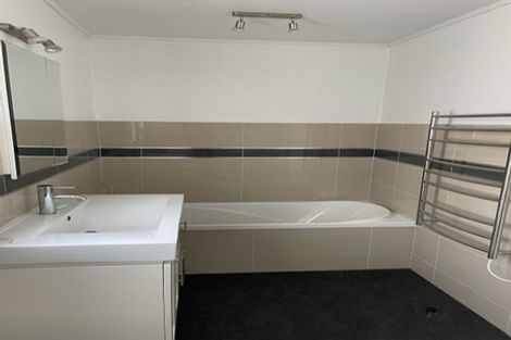 Photo of property in 87 Percy Dyett Drive, Karori, Wellington, 6012