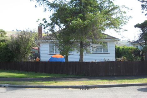 Photo of property in 90 Barton Street, Woolston, Christchurch, 8023