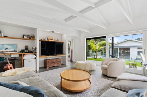 Photo of property in 28 Regina Street, Westmere, Auckland, 1022