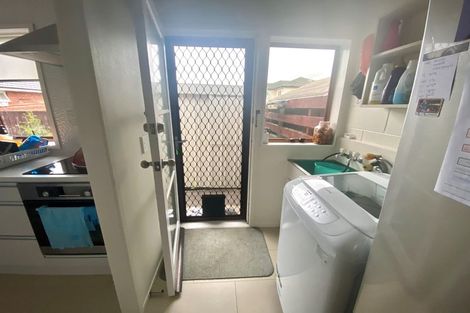 Photo of property in 2/49 Overton Road, Papatoetoe, Auckland, 2025