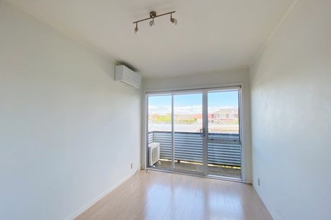 Photo of property in 8/11 Kingsway Avenue, Sandringham, Auckland, 1025